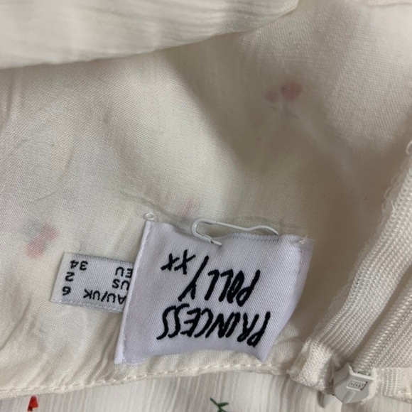 Princess Polly Floral Mini Dress - Picture 4 of 4